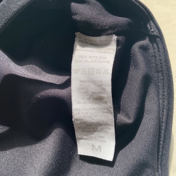 Alphalete Pulse Kinetic Bra Black Medium - Picture 6 of 6